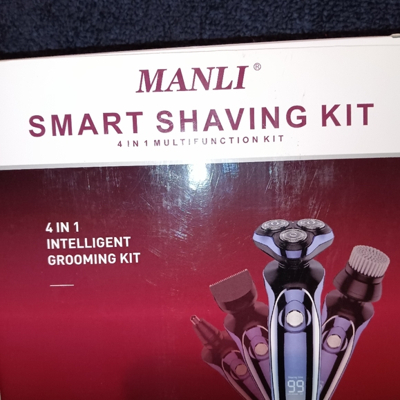 Grooming kit 4 in 1 - Picture 2 of 3